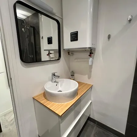 Lejlighed Grey Stone - Parking Gratuit - Clim